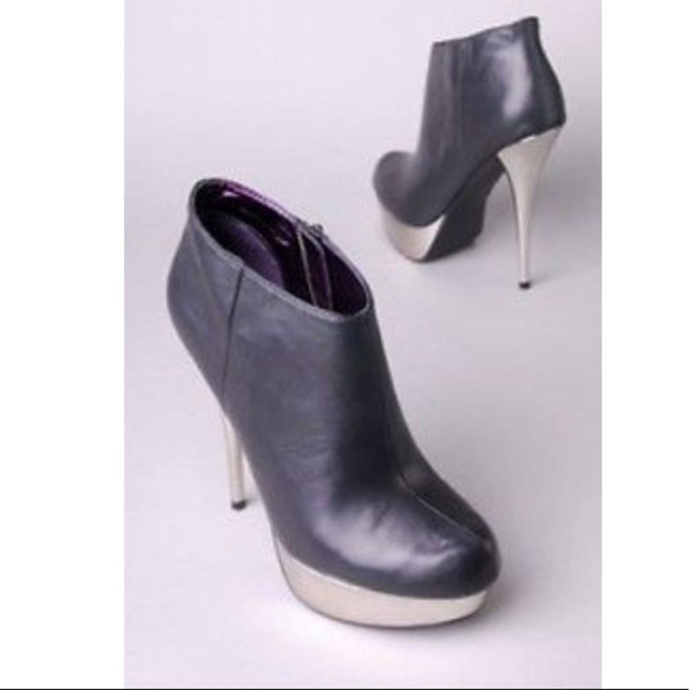 Steve Madden Platform Bootie Chelsey